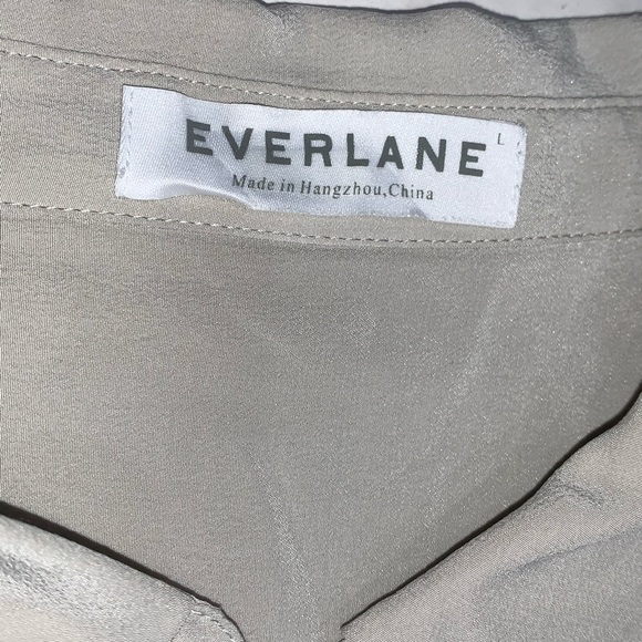 Everlane Silk Blouse - Picture 3 of 4